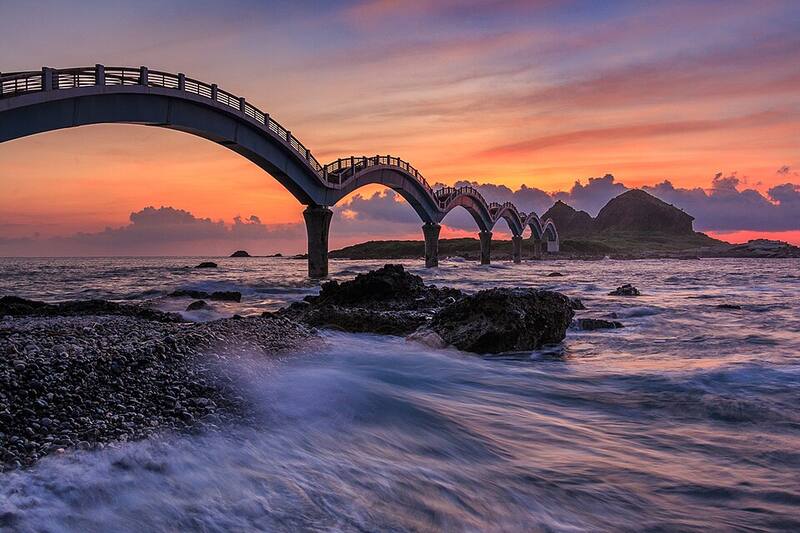 Sanxiantai: The eight-arch bridge at Sanxiantai