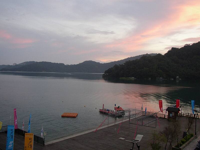 Sun Moon Lake: Sun Moon Lake in the evening