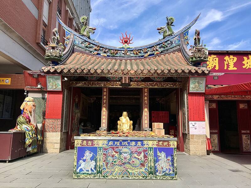 Xiahai City God Temple: Temple exterior